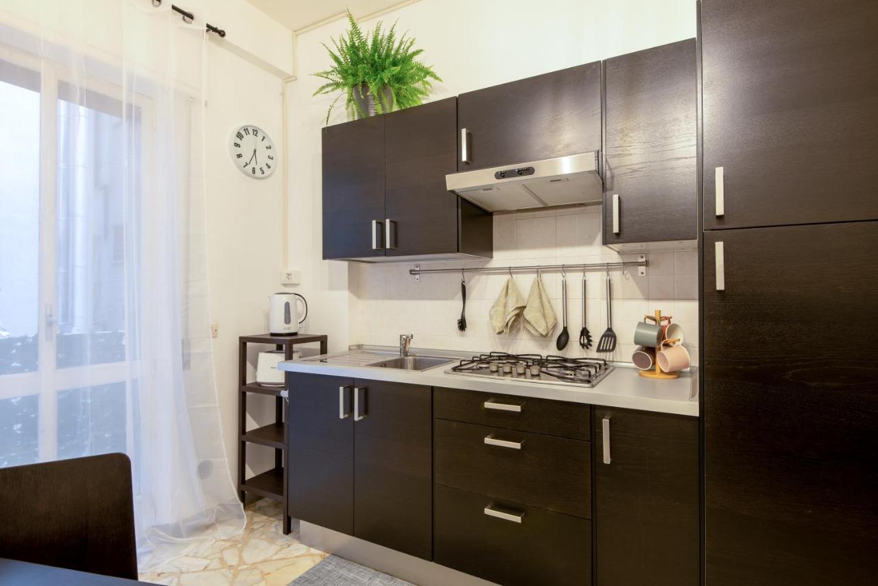 Puglia5Stars Stazione Centrale Umberto I Bari Esterno foto
